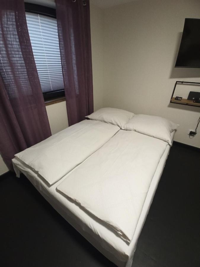 Apartment Pod Domem *